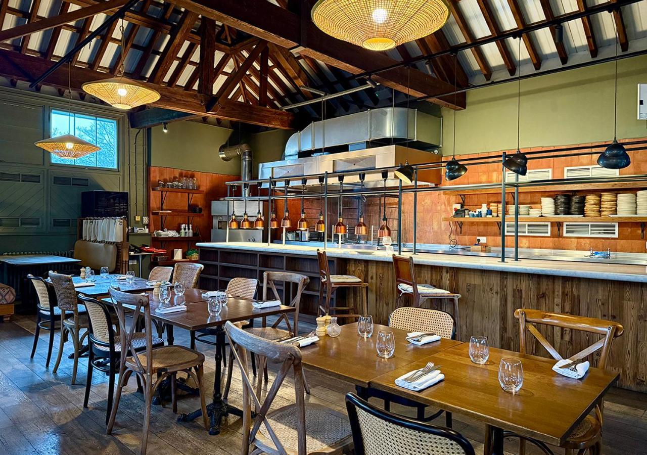 The Ridings At Theobalds Park Hotel Goff's Oak Luaran gambar