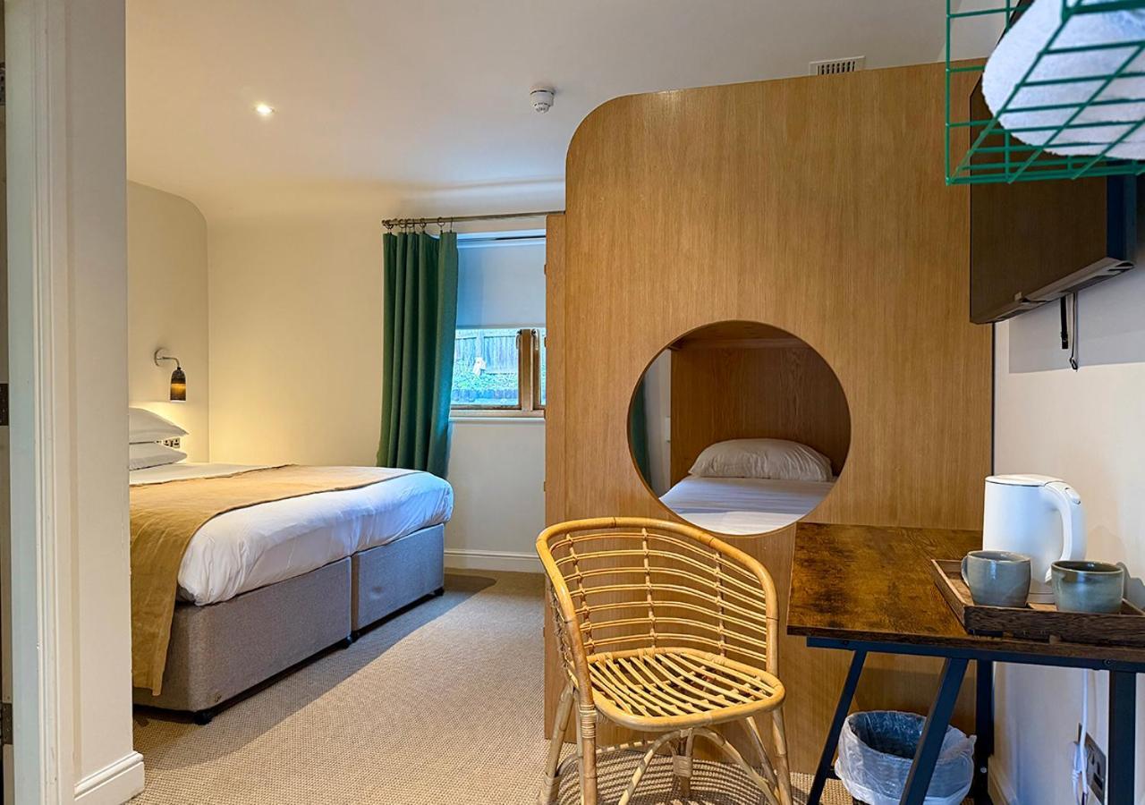The Ridings At Theobalds Park Hotel Goff's Oak Luaran gambar